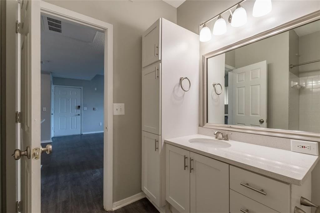 1 bedroom, 1 bathroom, 900 sq ft apartment for rent at 3432 Piedmont Road 0924, Atlanta, GA 30305 for $1,544 a month — photo 5
