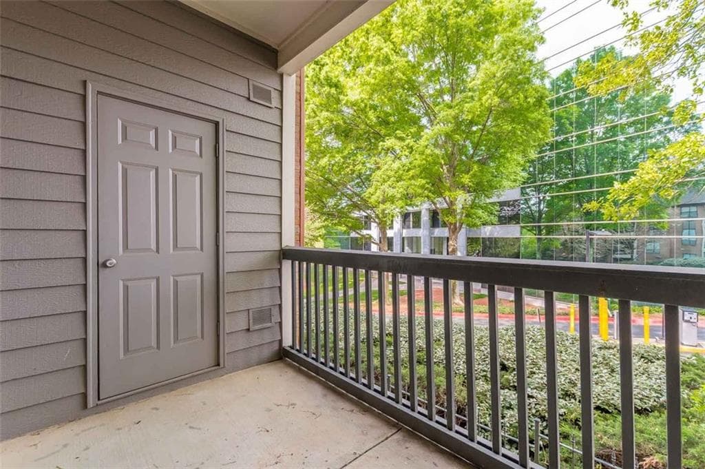 1 bedroom, 1 bathroom, 900 sq ft apartment for rent at 3432 Piedmont Road 0924, Atlanta, GA 30305 for $1,544 a month — photo 6