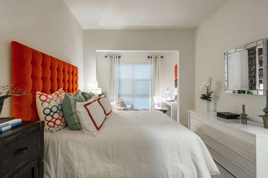 1 bedroom, 1 bathroom apartment for rent at 1391 Collier Road 2107, Atlanta, GA 30318 for $1,370 a month — photo 9