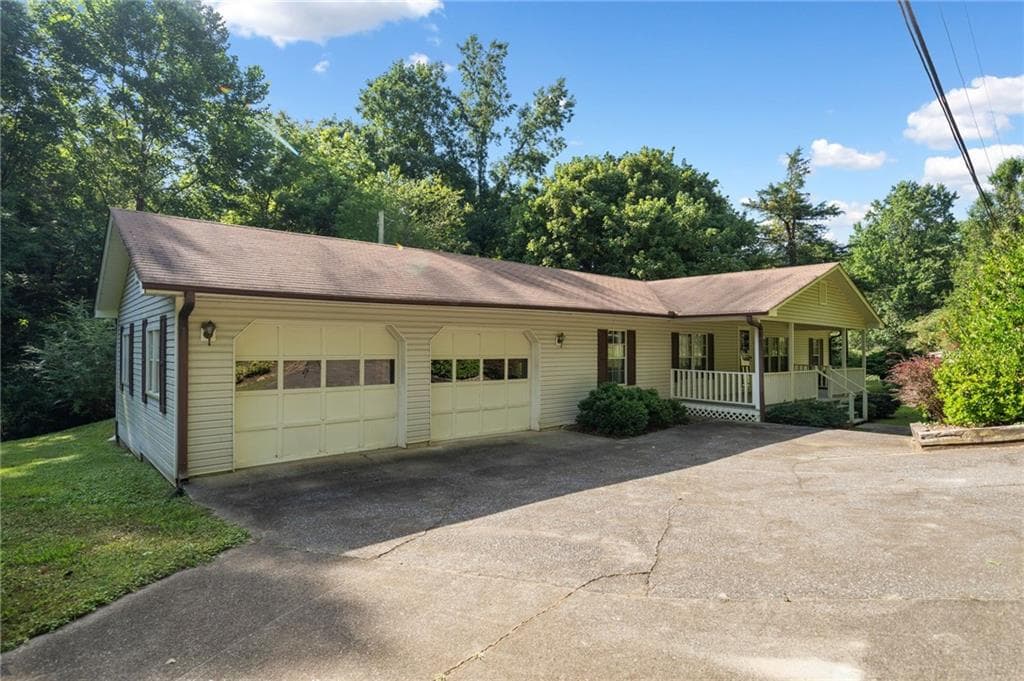 53 Trestle Road, Tate, GA 30177 — most recent listing photo