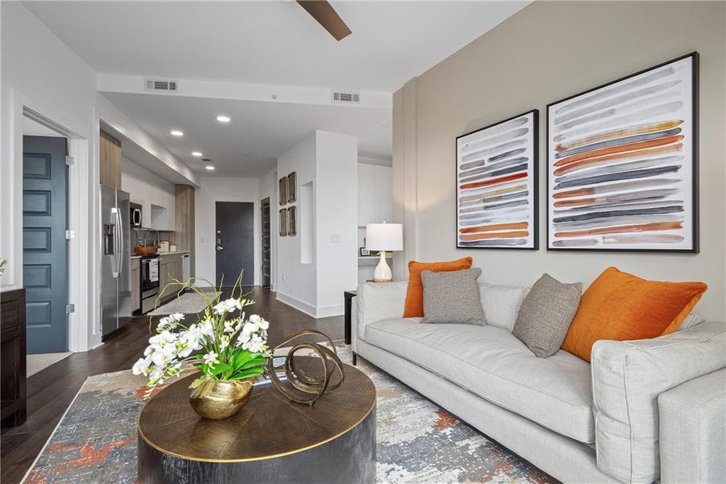 3 bedroom, 2 bathroom, 1,395 sq ft apartment for rent at 1777 Peachtree Street 909, Atlanta, GA 30309 for $3,529 a month — photo 9
