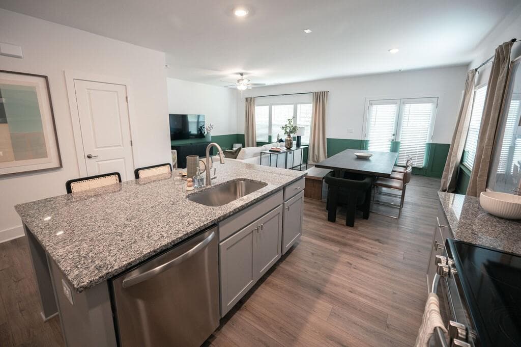 3 bedroom, 3 bathroom, 1,381 sq ft townhouse for rent at 1298 Mabry Street Bailey, Lawrenceville, GA 30043 for $2,473 a month — photo 6