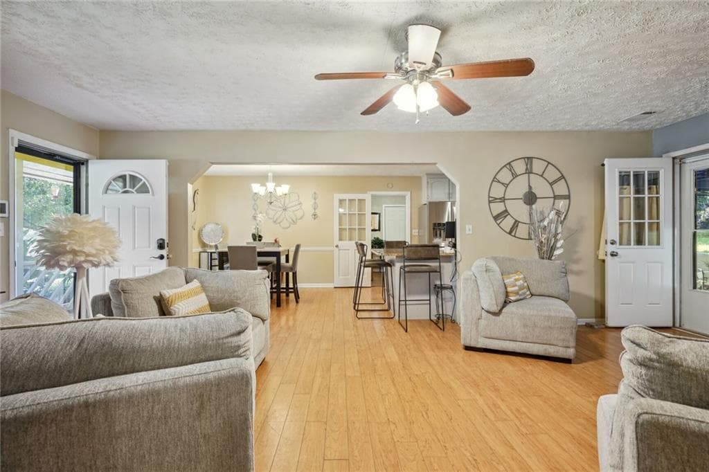 3 bedroom, 2 bathroom single family residence sold at 4832 Navajo Trail, Conyers, GA 30094