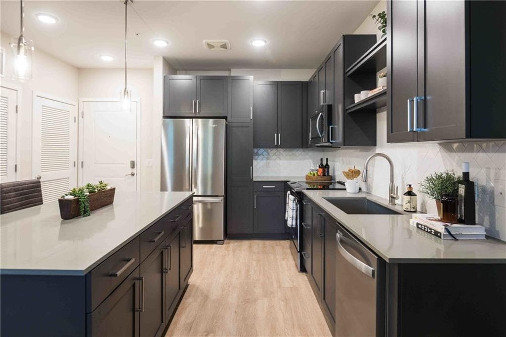 2 bedroom, 2 bathroom, 1,216 sq ft apartment for rent at 871 3rd Street 1235, Atlanta, GA 30318 for $2,610 a month — photo 6