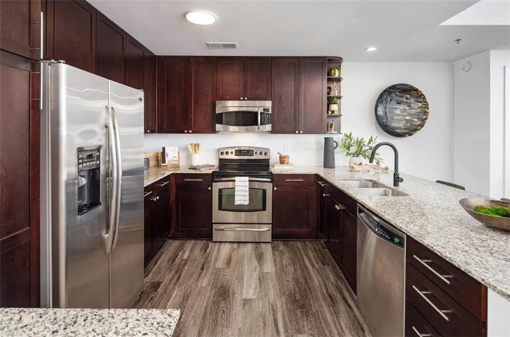 2 bedroom, 2 bathroom, 1,355 sq ft apartment for rent at 3242 Peachtree Road 0301, Atlanta, GA 30305 for $3,372 a month — photo 1 of 41