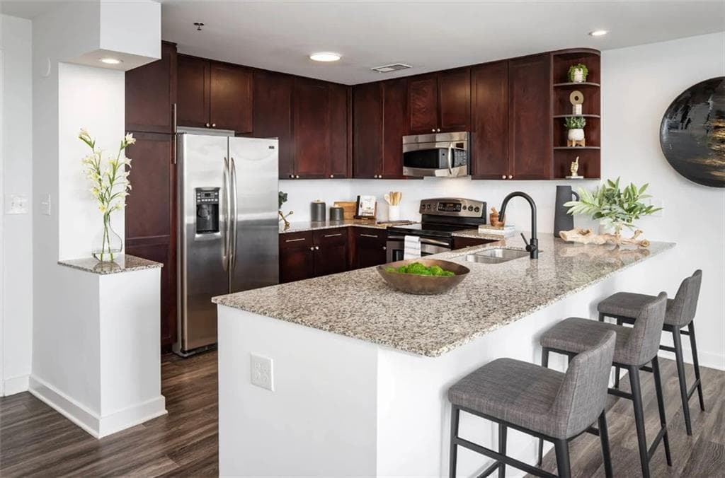 2 bedroom, 2 bathroom, 1,355 sq ft apartment for rent at 3242 Peachtree Road 0301, Atlanta, GA 30305 for $3,372 a month — photo 2