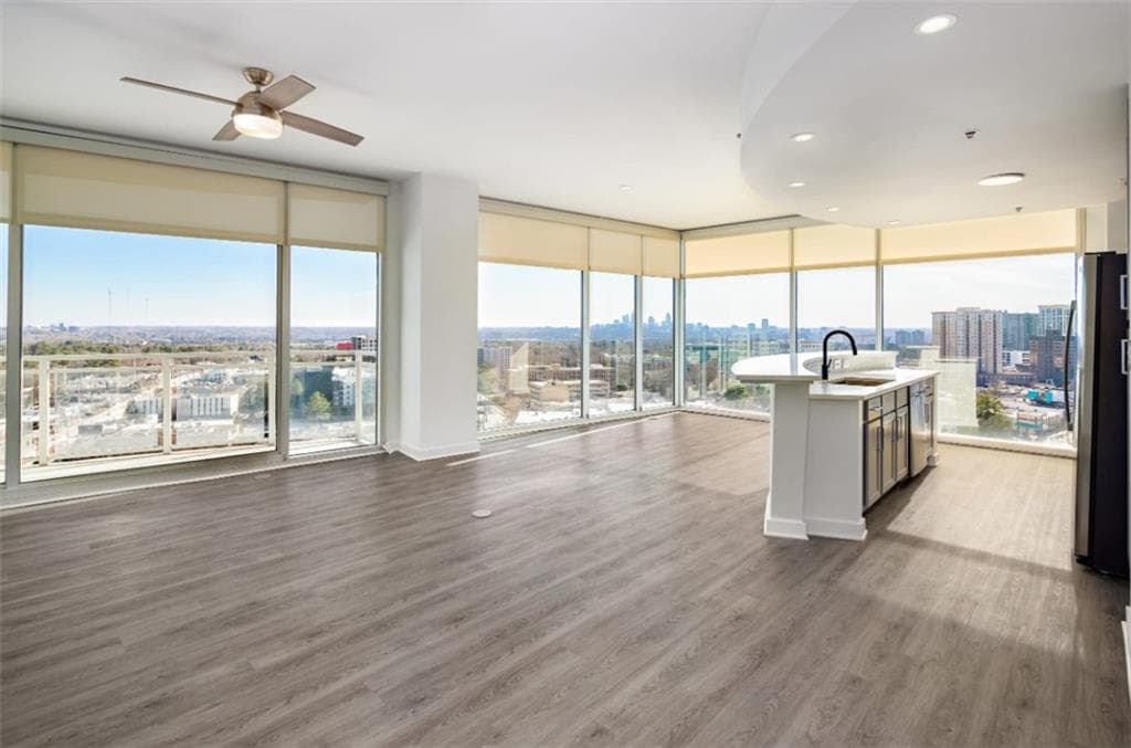 2 bedroom, 2 bathroom, 1,355 sq ft apartment for rent at 3242 Peachtree Road 0301, Atlanta, GA 30305 for $3,372 a month — photo 10