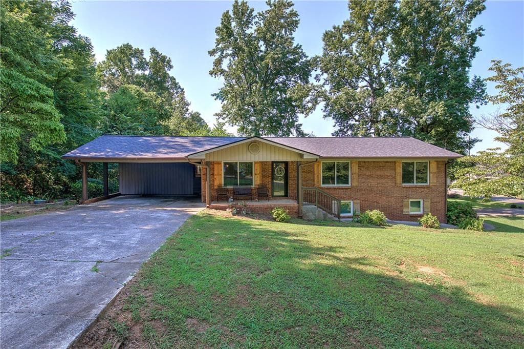210 Blackwood Place, Calhoun, GA 30701 — most recent listing photo
