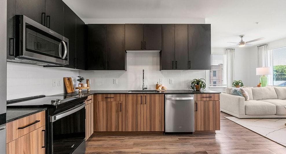 1 bedroom, 1 bathroom, 718 sq ft apartment for rent at 397 N Central Avenue 2307, Hapeville, GA 30354 for $1,719 a month — photo 2