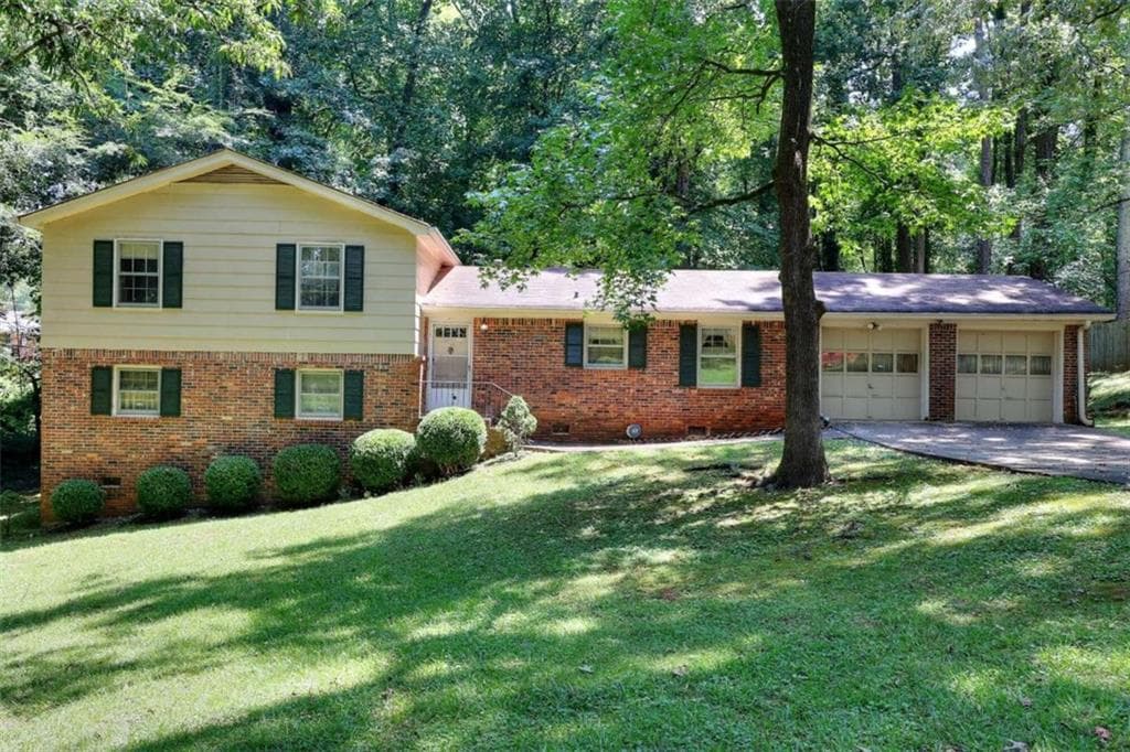 2802 Leisure Woods Lane, Decatur, GA 30034 — most recent listing photo