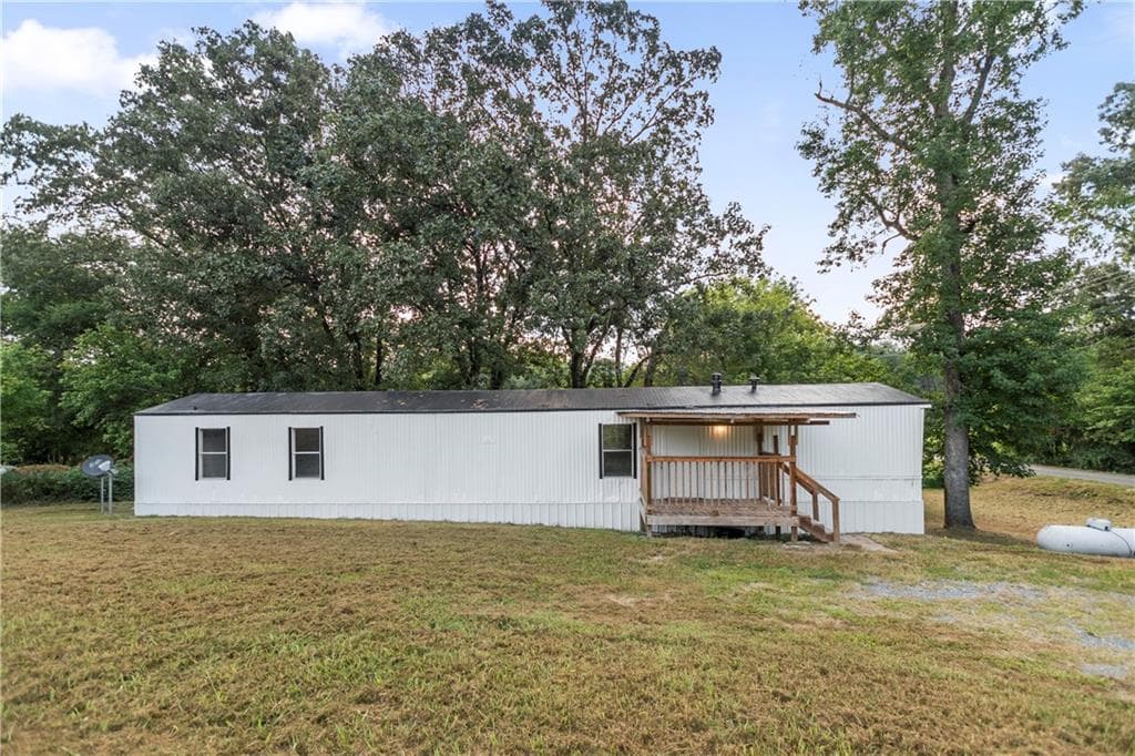 107 Landing Drive, Calhoun, GA 30701 — most recent listing photo