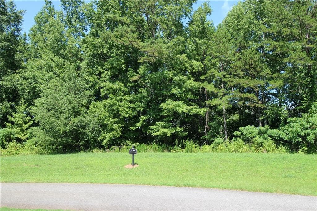 single family residence sold at 852 Rockhound Drive, Dahlonega, GA 30533