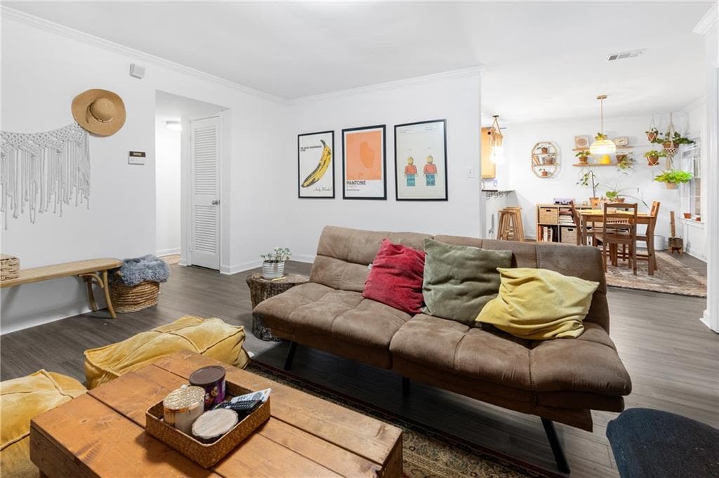 2 bedroom, 2 bathroom, 1,060 sq ft condominium sold at 1445 Monroe Drive 1B, Atlanta, GA 30324