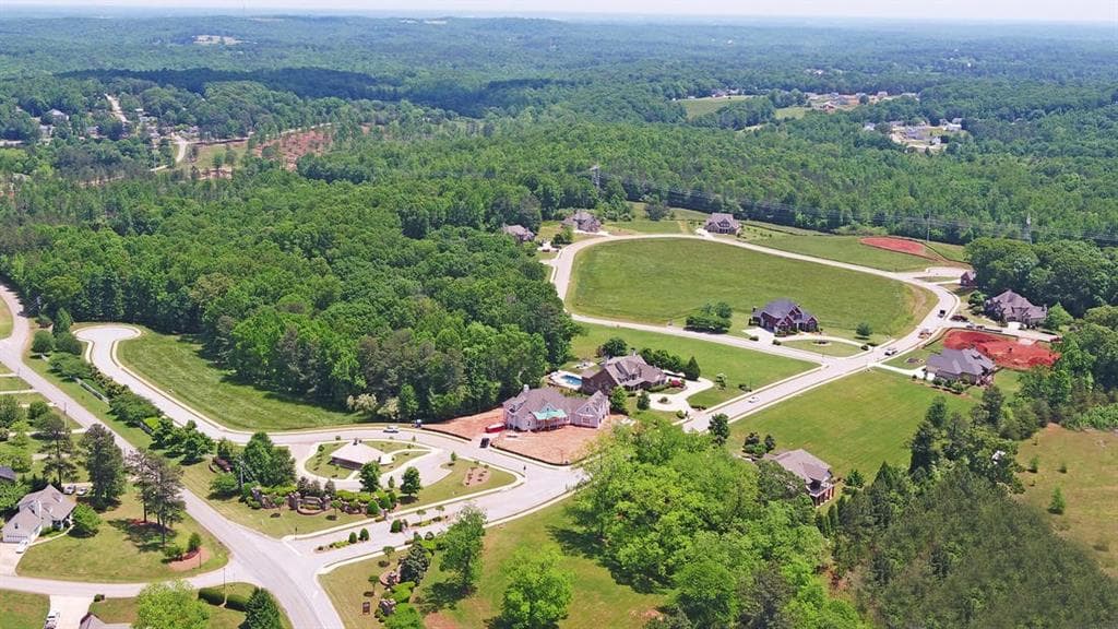 single family residence for sale at 5427 Planting Field Lane, Flowery Branch, GA 30542 — photo 8