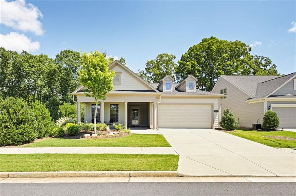 2 bedroom, 2 bathroom, 1,770 sq ft single family residence sold at 717 Thrush Road, Acworth, GA 30102