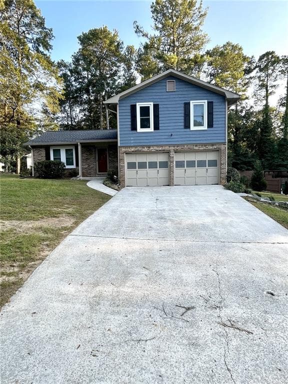 3 bedroom, 2 bathroom, 1,650 sq ft single family residence sold at 1986 GIBRALTER Way, Conyers, GA 30012