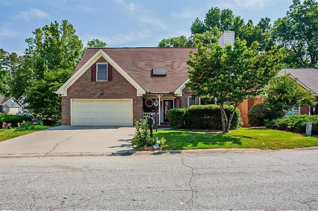 4 bedroom, 4 bathroom, 2,481 sq ft single family residence sold at 2585 Lakewind Way, Duluth, GA 30096