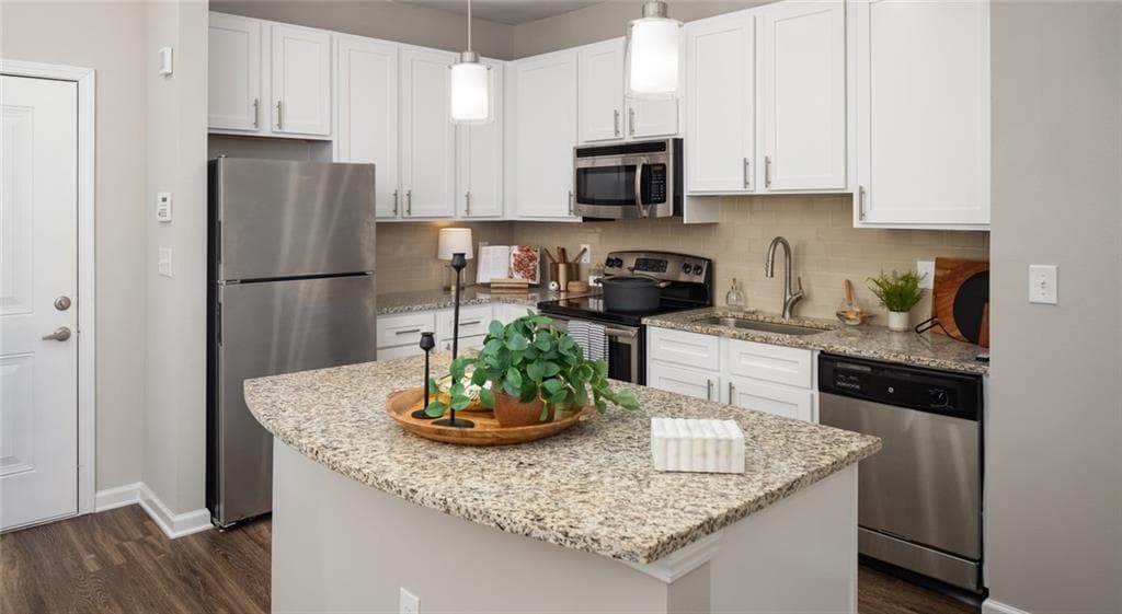 2 bedroom, 2 bathroom, 1,169 sq ft apartment for rent at 1295 Dresden Drive 401, Atlanta, GA 30319 for $2,384 a month — photo 3