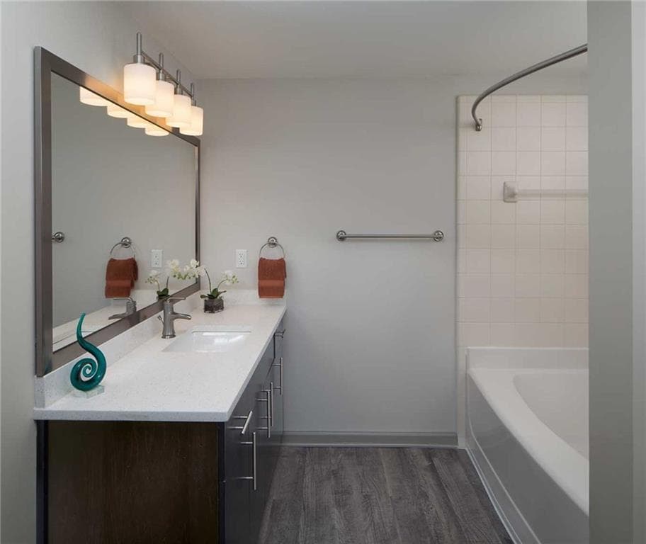 1 bedroom, 1 bathroom, 858 sq ft apartment for rent at 960 E Paces Ferry Road 110, Atlanta, GA 30326 for $1,783 a month — photo 7