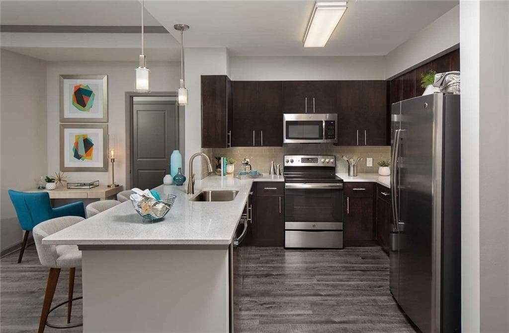 2 bedroom, 2 bathroom, 1,180 sq ft apartment for rent at 960 E Paces Ferry Road 0247, Atlanta, GA 30326 for $1,954 a month — photo 1 of 28