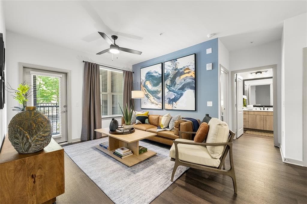 1 bedroom, 1 bathroom, 741 sq ft apartment for rent at 2100 Saint Thomas Drive 3000-3215, Gainesville, GA 30501 for $1,425 a month — photo 2