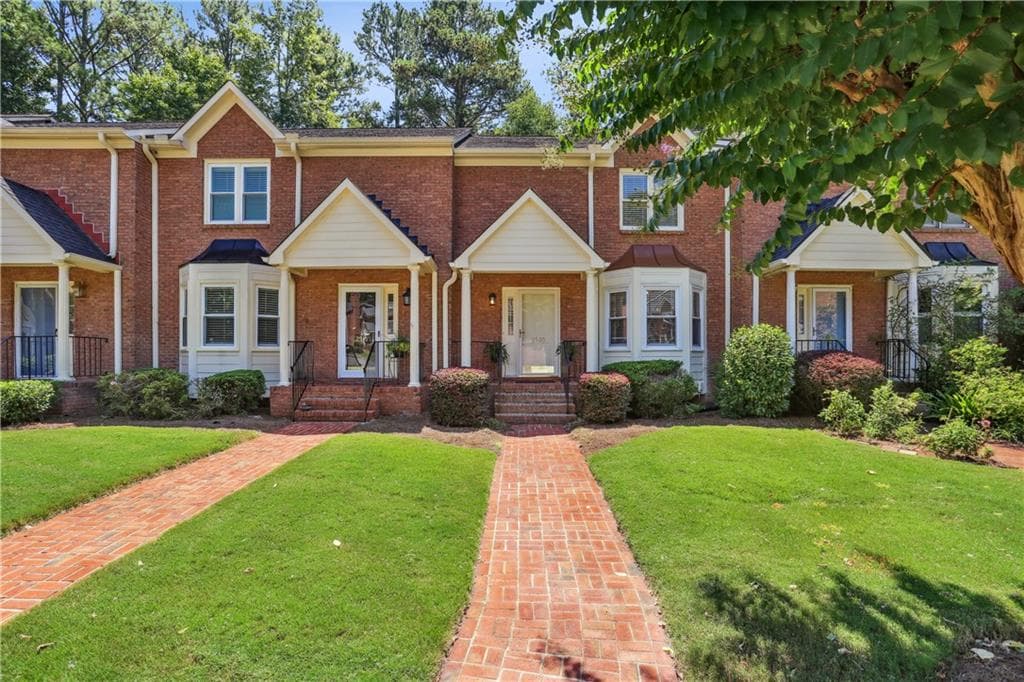 2505 Holcomb Springs Drive, Alpharetta, GA 30022 — most recent listing photo