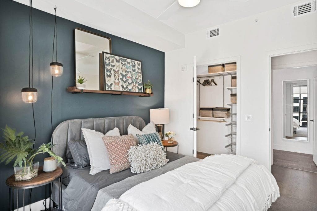2 bedroom, 2 bathroom, 978 sq ft apartment for rent at 3172 Roswell Road 1215, Atlanta, GA 30305 for $2,205 a month — photo 8