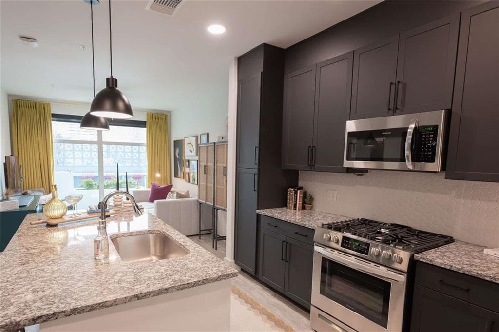 1 bedroom, 1 bathroom, 763 sq ft apartment for rent at 505 Courtland Street 109, Atlanta, GA 30308 for $2,074 a month — photo 2