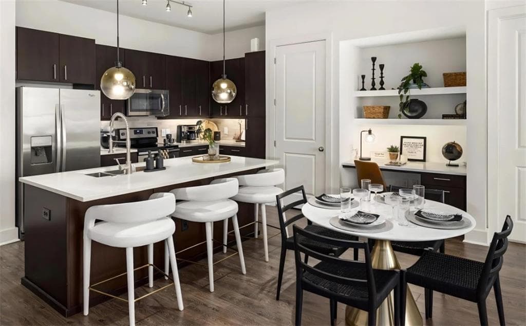 2 bedroom, 2 bathroom, 1,052 sq ft apartment for rent at 1010 W Peachtree Street 361, Atlanta, GA 30309 for $2,923 a month — photo 2