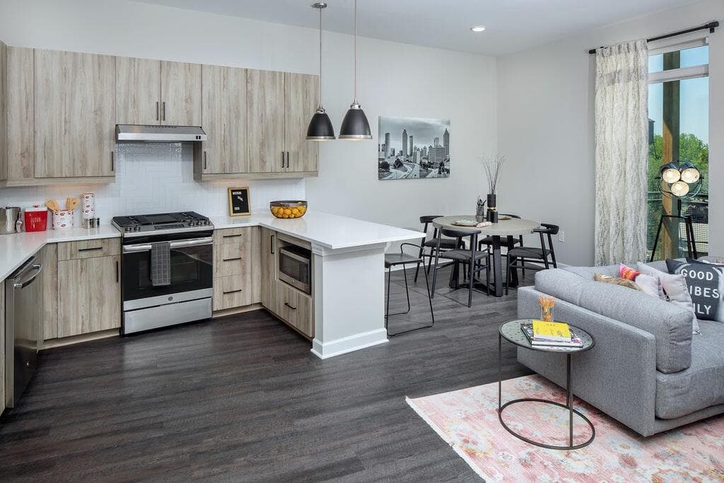 2 bedroom, 2 bathroom, 1,193 sq ft apartment for rent at 1084 Howell Mill Road 756, Atlanta, GA 30318 for $3,090 a month — photo 2