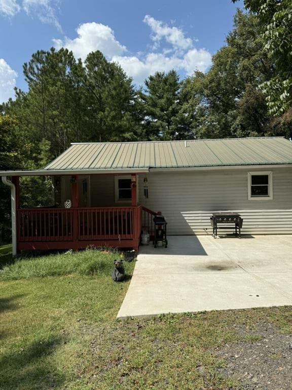4 bedroom, 2 bathroom, 3,830 sq ft single family residence under contract at 268 Arnold Mill Road, Woodstock, GA 30188 — photo 5