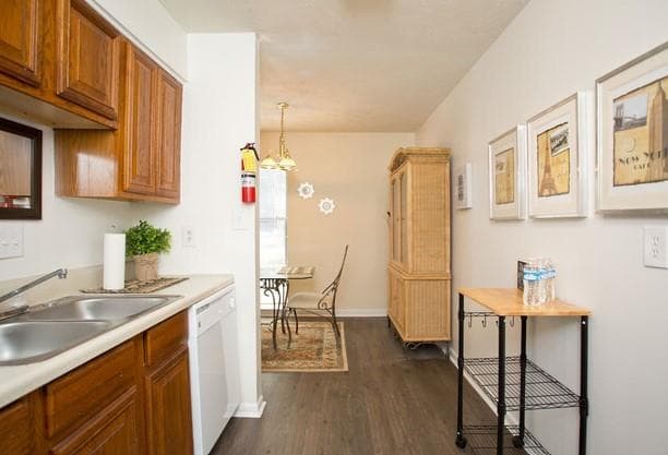 2 bedroom, 2 bathroom, 943 sq ft apartment for rent at 2909 Campbellton Road 19G, Atlanta, GA 30311 for $1,199 a month — photo 1 of 5