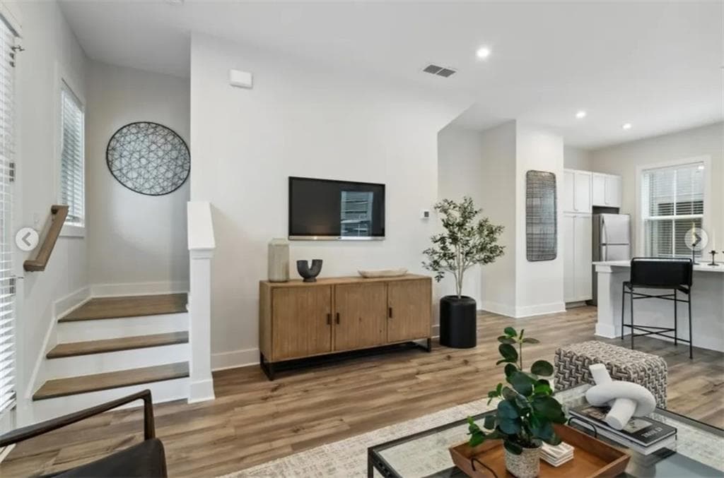 3 bedroom, 3 bathroom, 1,362 sq ft apartment for rent at 776 Metropolitan Parkway 782ASH, Atlanta, GA 30310 for $2,275 a month — photo 9