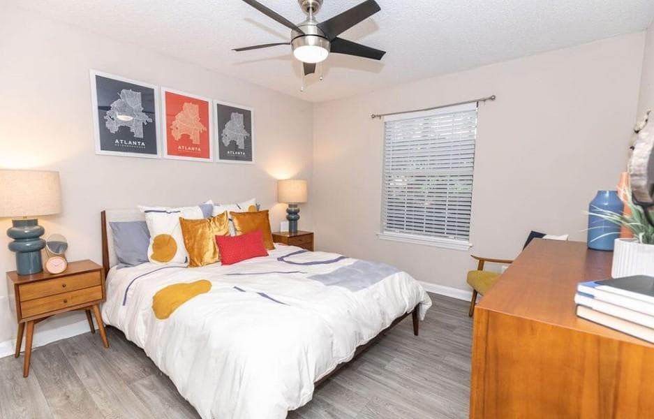 1 bedroom, 1 bathroom, 550 sq ft apartment for rent at 300 Deering Road 5011, Atlanta, GA 30309 for $1,178 a month — photo 3