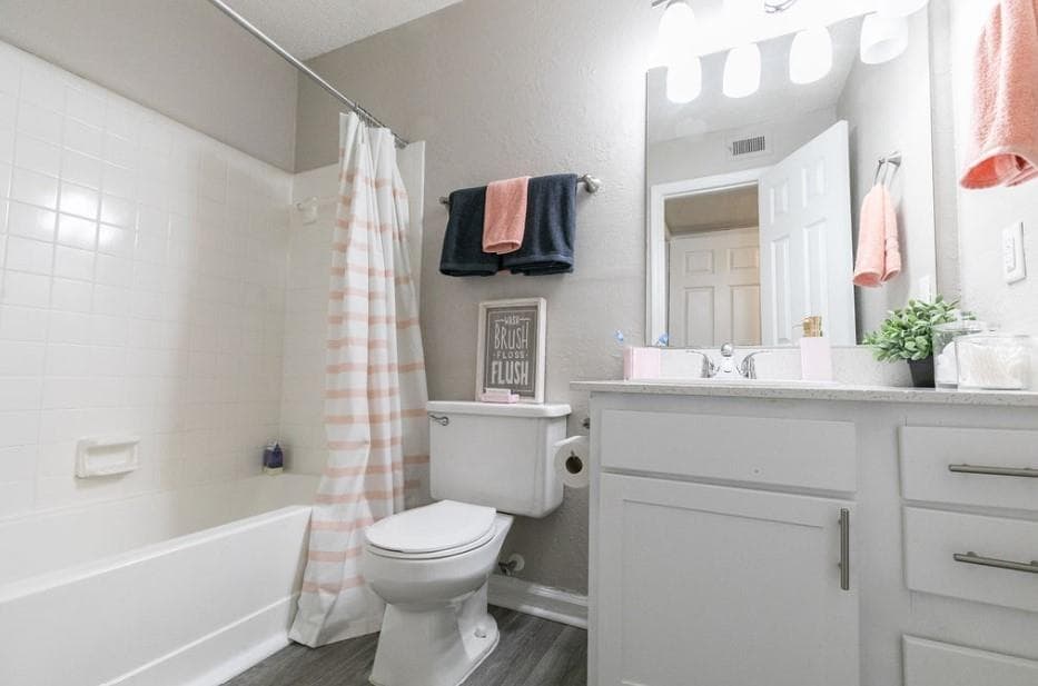 1 bedroom, 1 bathroom, 550 sq ft apartment for rent at 300 Deering Road 5011, Atlanta, GA 30309 for $1,178 a month — photo 4