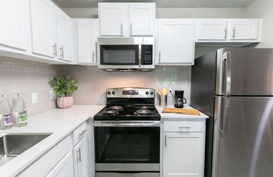 2 bedroom, 2 bathroom, 1,000 sq ft apartment for rent at 300 Deering Road 7101, Atlanta, GA 30309 for $1,434 a month — photo 1 of 11