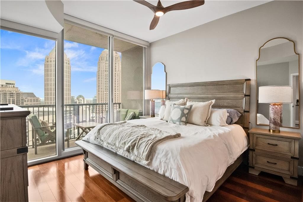 2 bedroom, 2 bathroom condominium sold at 1080 Peachtree Street 2512, Atlanta, GA 30309