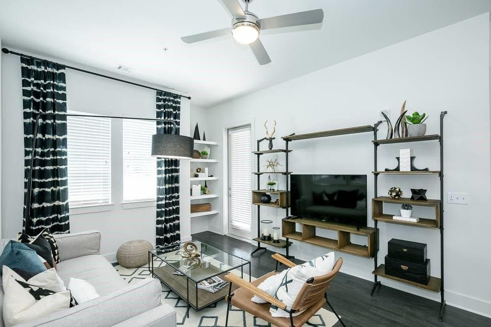 1 bedroom, 1 bathroom, 708 sq ft apartment for rent at 6075 Roswell Road 174, Sandy Springs, GA 30328 for $1,814 a month — photo 6