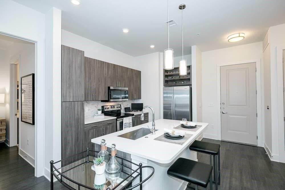 2 bedroom, 2 bathroom, 1,047 sq ft apartment for rent at 6075 Roswell Road 170, Sandy Springs, GA 30328 for $2,394 a month — photo 4