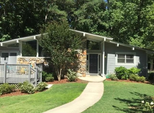 7 bedroom, 6 bathroom, 4,241 sq ft single family residence sold at 1485 Biltmore Drive, Atlanta, GA 30329