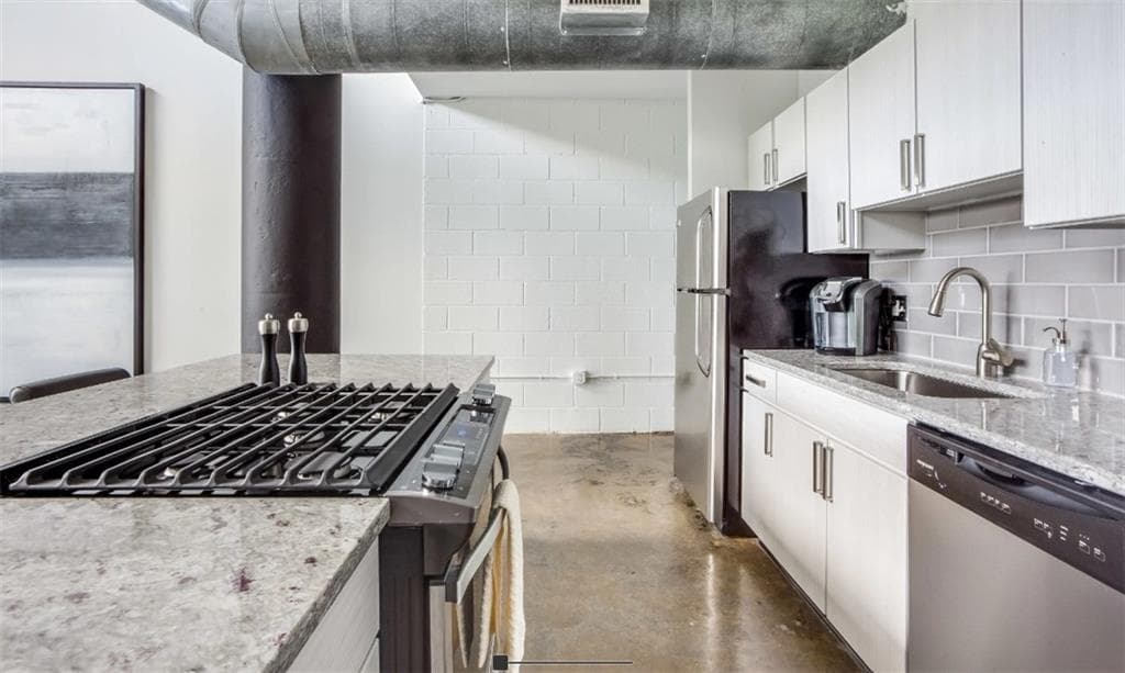 1 bedroom, 1 bathroom apartment for rent at 828 Ralph McGill Boulevard 115, Atlanta, GA 30306 for $2,579 a month — photo 2