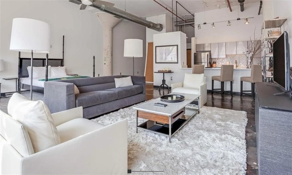 1 bedroom, 1 bathroom apartment for rent at 828 Ralph McGill Boulevard 115, Atlanta, GA 30306 for $2,579 a month — photo 9