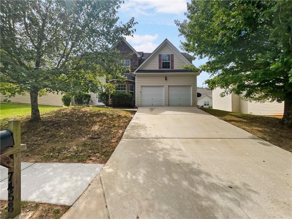 4 bedroom, 3 bathroom single family residence sold at 7458 Spoleto Loop, Fairburn, GA 30213