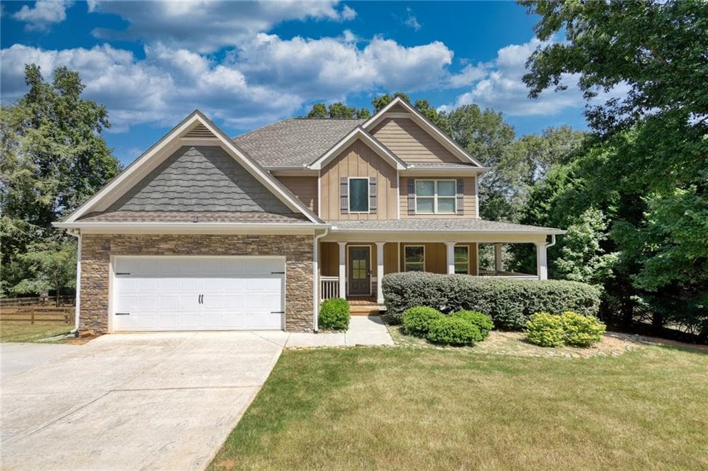 6 bedroom, 4 bathroom, 3,731 sq ft single family residence sold at 1755 Lark Trail, Jefferson, GA 30549