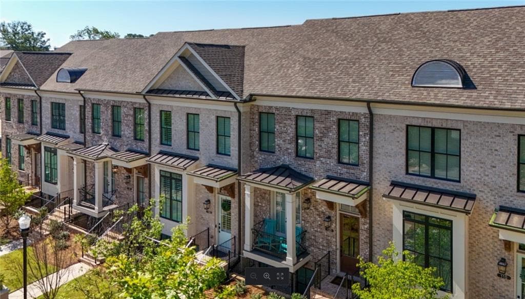 3 bedroom, 4 bathroom townhouse sold at 4516 Watervale Way 184, Peachtree Corners, GA 30092
