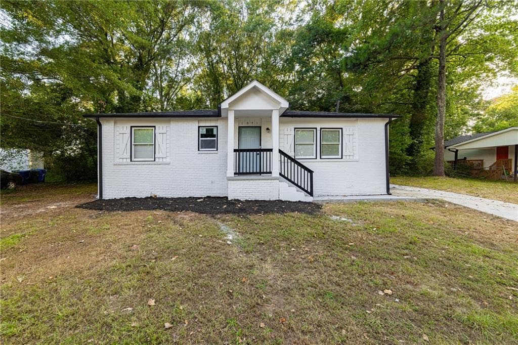 3 bedroom, 1 bathroom, 1,025 sq ft single family residence sold at 1071 Rebel Forest Drive, Atlanta, GA 30315