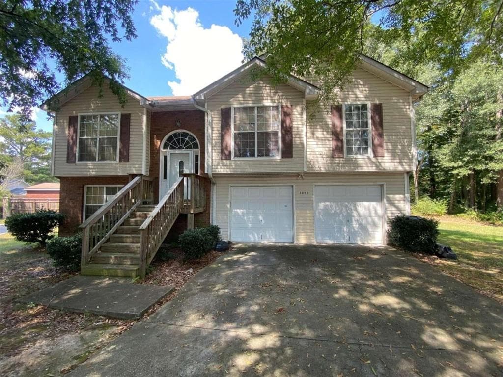 4 bedroom, 3 bathroom, 1,744 sq ft single family residence sold at 2890 Kayla Court, South Fulton, GA 30349