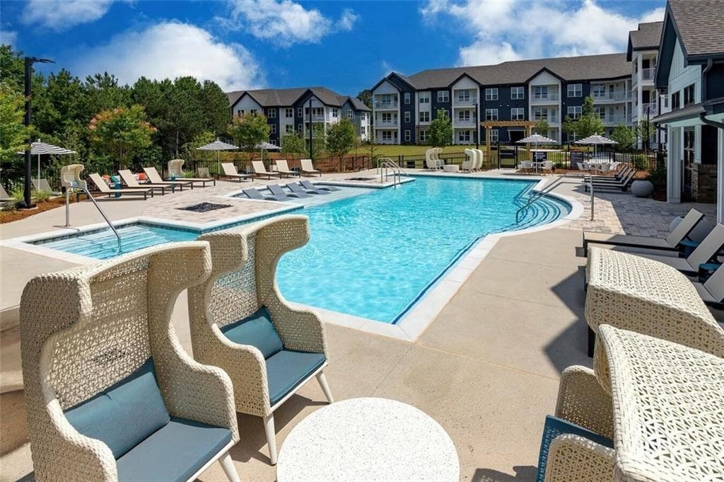 1 bedroom, 1 bathroom, 741 sq ft apartment for rent at 5617 Oakley Industrial Boulevard A1, Fairburn, GA 30213 for $1,719 a month — photo 2