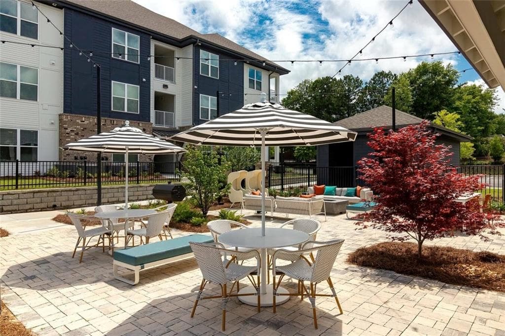 1 bedroom, 1 bathroom, 741 sq ft apartment for rent at 5617 Oakley Industrial Boulevard A1, Fairburn, GA 30213 for $1,719 a month — photo 4