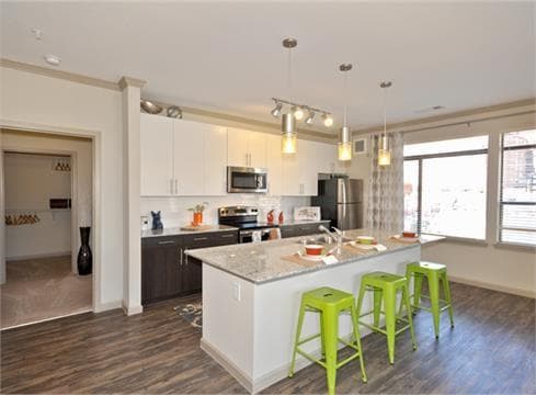 2 bedroom, 2 bathroom, 1,085 sq ft apartment for rent at 641 North Avenue 3222, Atlanta, GA 30308 for $3,211 a month — photo 1 of 38